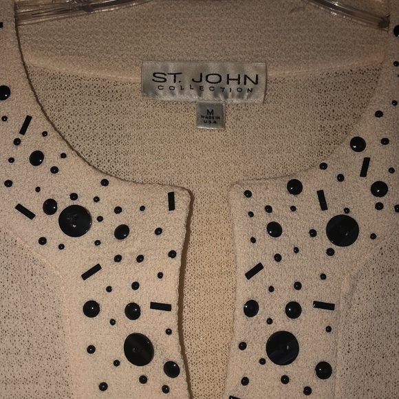 100% Authentic St. John Collection beautiful Top size Medium - M - Picture 2 of 5
